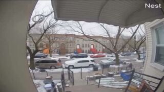 NYC USA: Man Killed his Girlfriend in the Street then Killed Himself