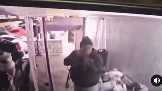 WOW: Extremely Calm Security Guard Ends Mass Shooting Attempt in Tennessee.