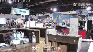 Deadly Gas explosion rips through Taiwan department store 4 people died.