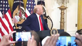 Holy Smokes. The Room just ERUPTED in BOO’S as President Trump Announces the Pfizer CEO is in Attendance.