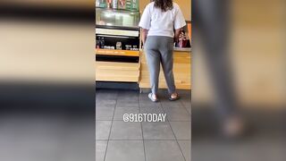 Jamba Juice Karen Sounds Like She Needs An Exorcist While Melting Down