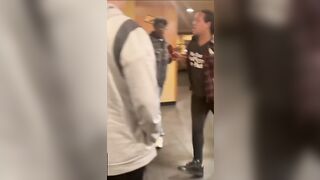 Pizza Hut Worker Deals with a Rabid Karen Hilariously!