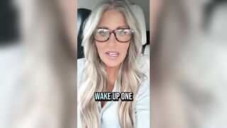 Woke Karen Can’t Wait for the Headlines that Donald Trump has been k*lled.
