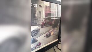 Crazy Man with a Cleaver Kills Innocent Man Talking to his Wife (Slo Mo at End)