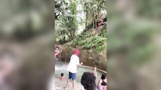 24-year-old dies while trying to jump from a tree