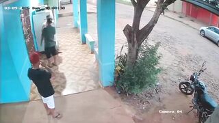 Maybe the Guy in Green should have Minded his own Business?