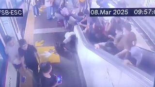The Chinese and Escalators just can't Get Along