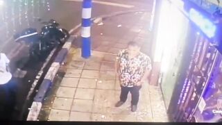 Thug vs. Liquor Store Owner in Wicked Lethal Gunfight