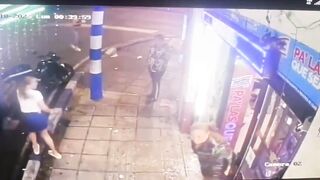 Thug vs. Liquor Store Owner in Wicked Lethal Gunfight
