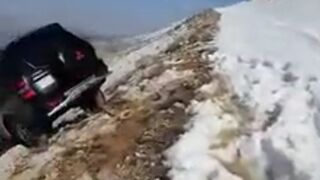 Fatal Mitsubishi offroad trip