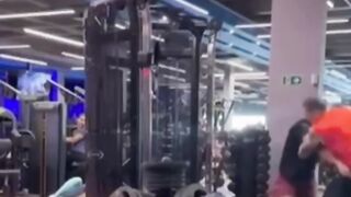 Couples Fight at the Gym is Perfect Viral Video