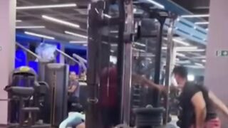 Couples Fight at the Gym is Perfect Viral Video