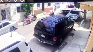 Man Stalks then Kills his Ex-Partner in Santiago. Authorities launch search