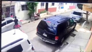Man Stalks then Kills his Ex-Partner in Santiago. Authorities launch search