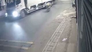 Extraordinary. Leg Severed DURING Accident Kills Driver