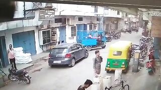2 Men can't Escape Final Destination