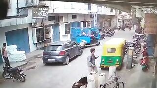 2 Men can't Escape Final Destination