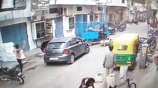 2 Men can't Escape Final Destination