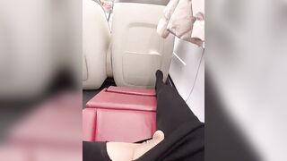 This Girl Knows How to Travel.