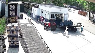 Bad Day to be a Security Guard at this Place, at this Exact Time