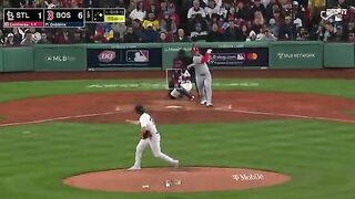 WOW: Even if You're Not a Baseball Fan u Have to be Impressed...this Play is Incredible!