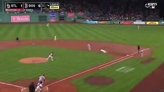WOW: Even if You're Not a Baseball Fan u Have to be Impressed...this Play is Incredible!