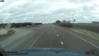 Video shows moment train splits semi trailer in half in southern Minnesota