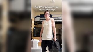 Instagram Dude Works Out only one Side of his Body and is starting to Look like a Freak.