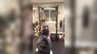 Instagram Dude Works Out only one Side of his Body and is starting to Look like a Freak.