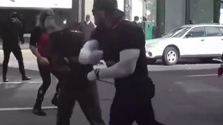 Antifa attacks American patriot and discovers it was better not to. (Classic)