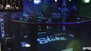 Island Boy get knocked out by Oblivion in boxing match (FULL VID)