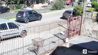 Man Executed in the street by Professionals