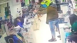 Policeman (36) kills woman (26) in her workplace. Shot 12 times then pops himself up