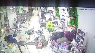 Policeman (36) kills woman (26) in her workplace. Shot 12 times then pops himself up