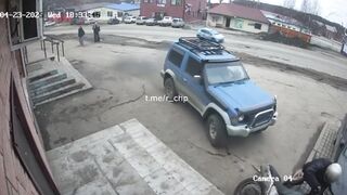 18-year-old criminal with Ax is Going NOWHERE...Major Failed Robbery