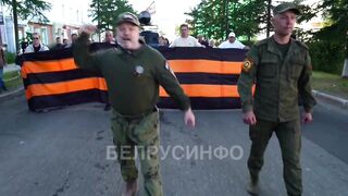 People of Russia want to bomb Washington.