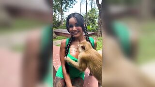 No I'm not Jealous of this monkey