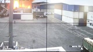 Chemical Fire Spread In Seconds Killing 40 & Injuring Hundreds in Iran.. The port Handles 70% of Iran's Internal Goods.