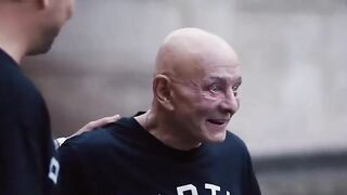 Mafia killer Sammy 'The Bull' Gravano Baptized after Getting Saved.