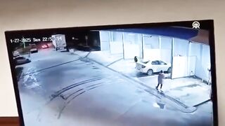 Guy Washing his Car with his Girl in Terrifying Footage..Wait for it