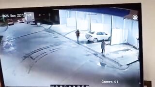 Guy Washing his Car with his Girl in Terrifying Footage..Wait for it