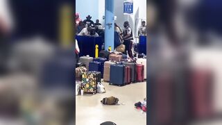 Texas: Who gets on the Plane First? Biggest Brawl in Airport