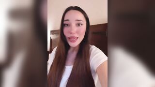 BLACKOUT: “We have no answers.” Woman Sounds Off against Spain's Pedro Sánchez after 8 Hour Blackout and No Answers from Anyone