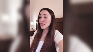 BLACKOUT: “We have no answers.” Woman Sounds Off against Spain's Pedro Sánchez after 8 Hour Blackout and No Answers from Anyone