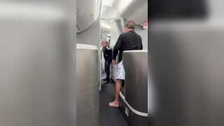 Elderly Woman Tries to Storm American Airlines Cockpit before being Stopped by Everyone