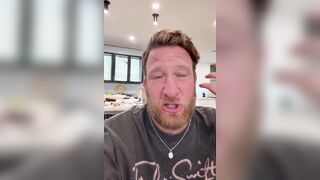 Dave Portnoy at War with Kids Who Went to his Bar with a "F*ck the Jews" sign.