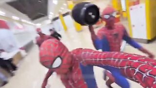 New Ridiculous Trend in Russia, Teenagers in Spiderman costumes