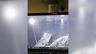 2 Men at End of Pier One Ends up Dead