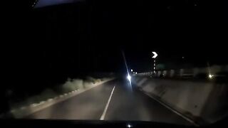 Quick Thinking Driver avoids an Ambush in the Dark (Mexico)