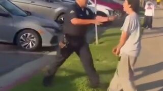LAPD officer grabs a 14-year-old by the neck during encounter